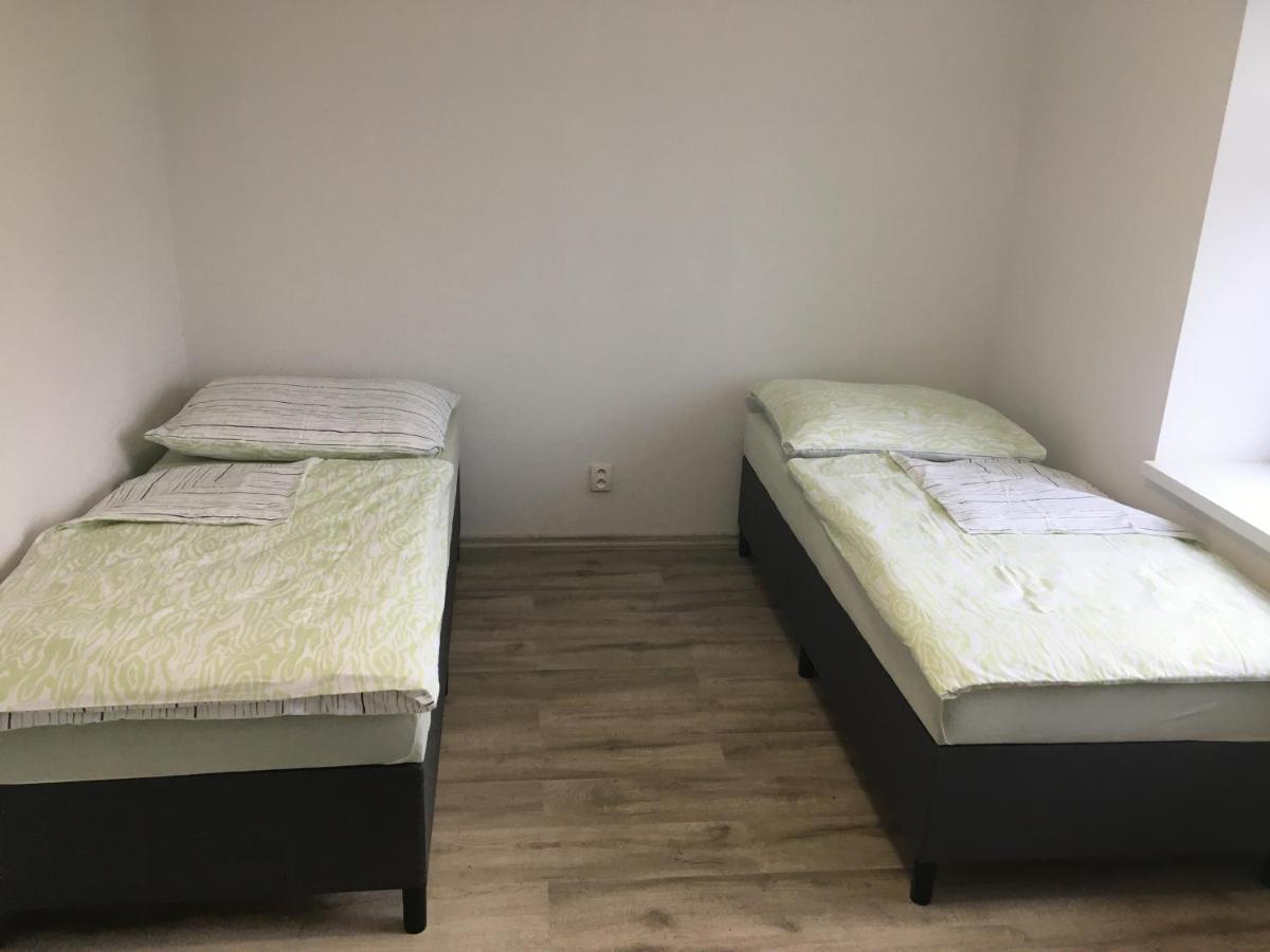 Apartmany U Hadiny 洪波莱茨 外观 照片